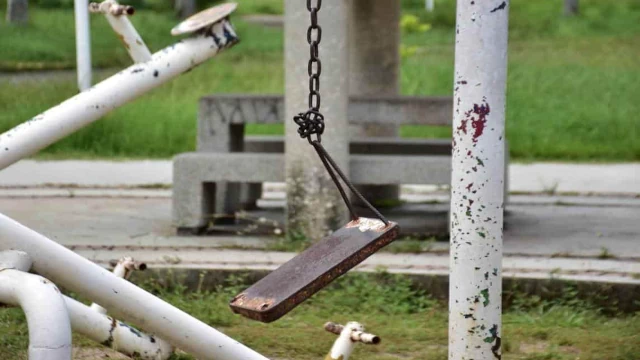 Niños De Cedral Juegan Entre Peligros Y Fierro Viejo